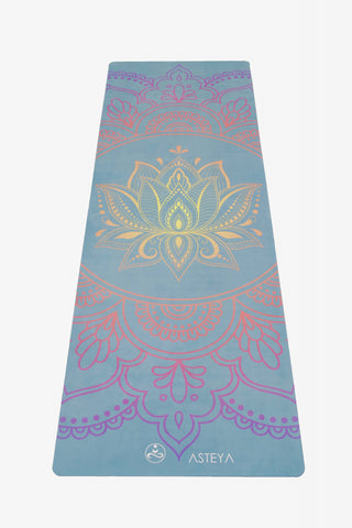 Suede Lotus Travel 1Mm