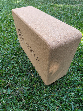 Cărămidă (Block) Yoga Asteya. Plută naturală. 23x15x7cm